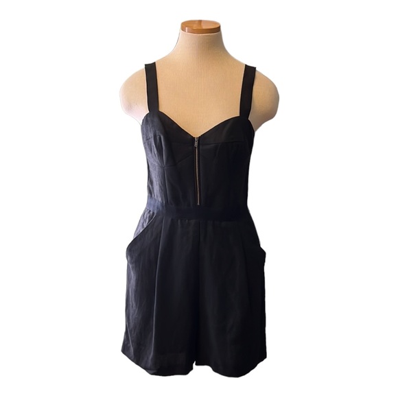 Milly Zipper Romper, size 4 - Picture 2 of 14